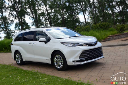 Toyota Sienna hybrid